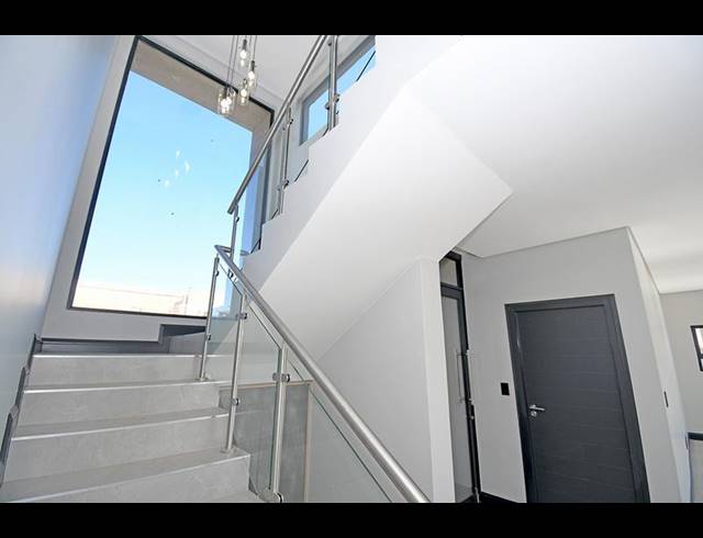 4 BEDROOM HOUSE FOR SALE IN FOUNTAINBROOK ESTATE